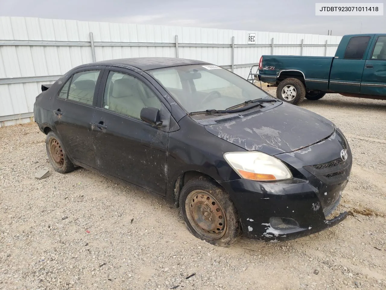 2007 Toyota Yaris VIN: JTDBT923071011418 Lot: 75929324