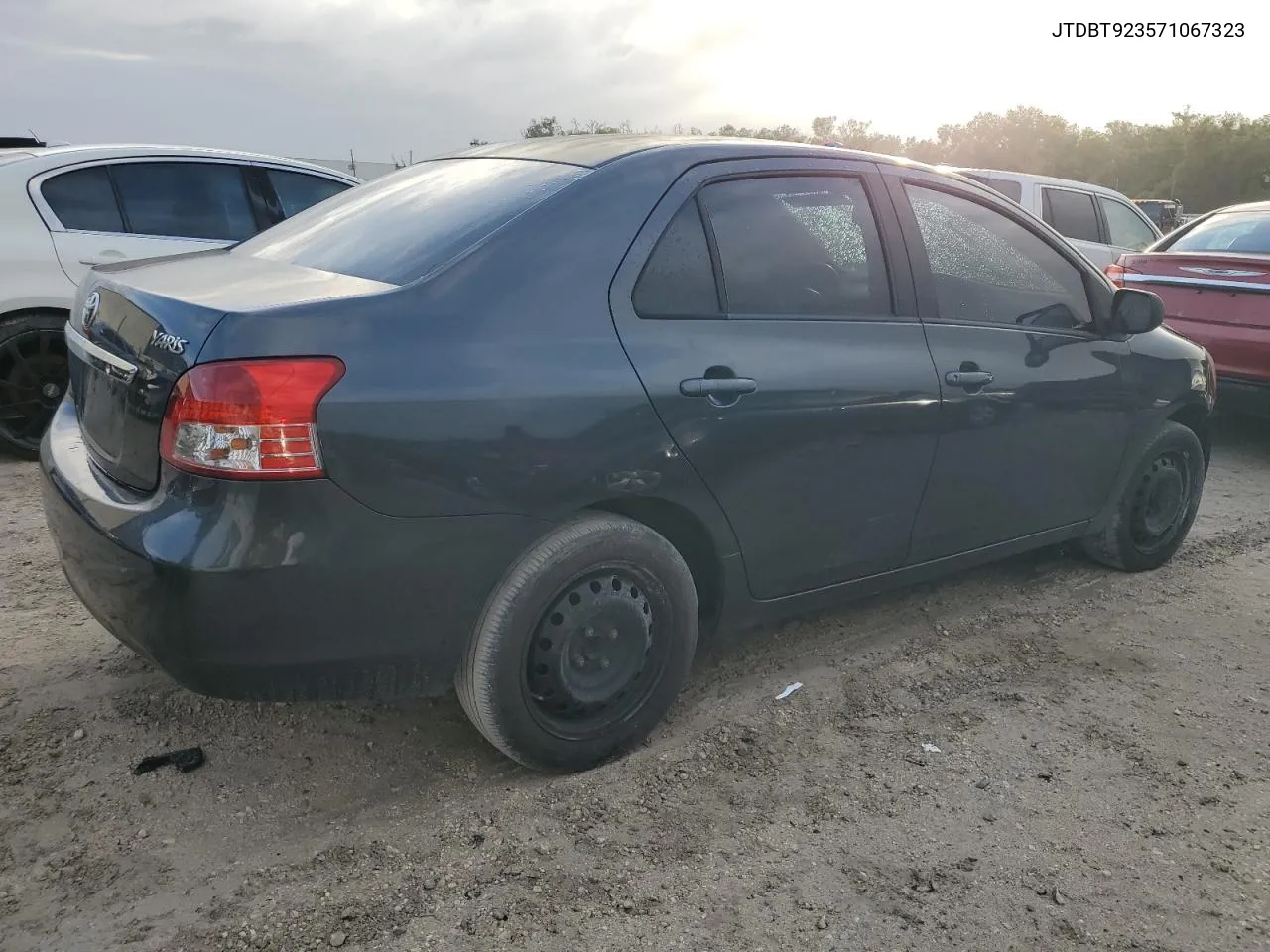 2007 Toyota Yaris VIN: JTDBT923571067323 Lot: 78952344