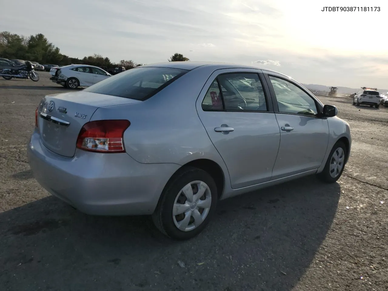 2007 Toyota Yaris VIN: JTDBT903871181173 Lot: 79241964