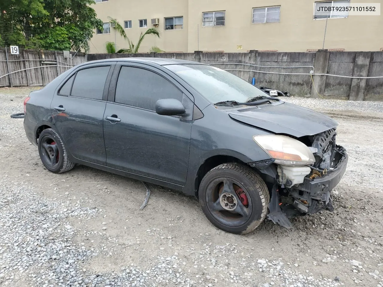 2007 Toyota Yaris VIN: JTDBT923571101552 Lot: 79563934