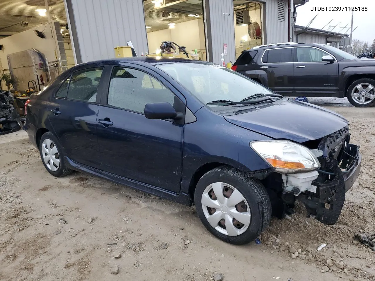 2007 Toyota Yaris VIN: JTDBT923971125188 Lot: 80342504