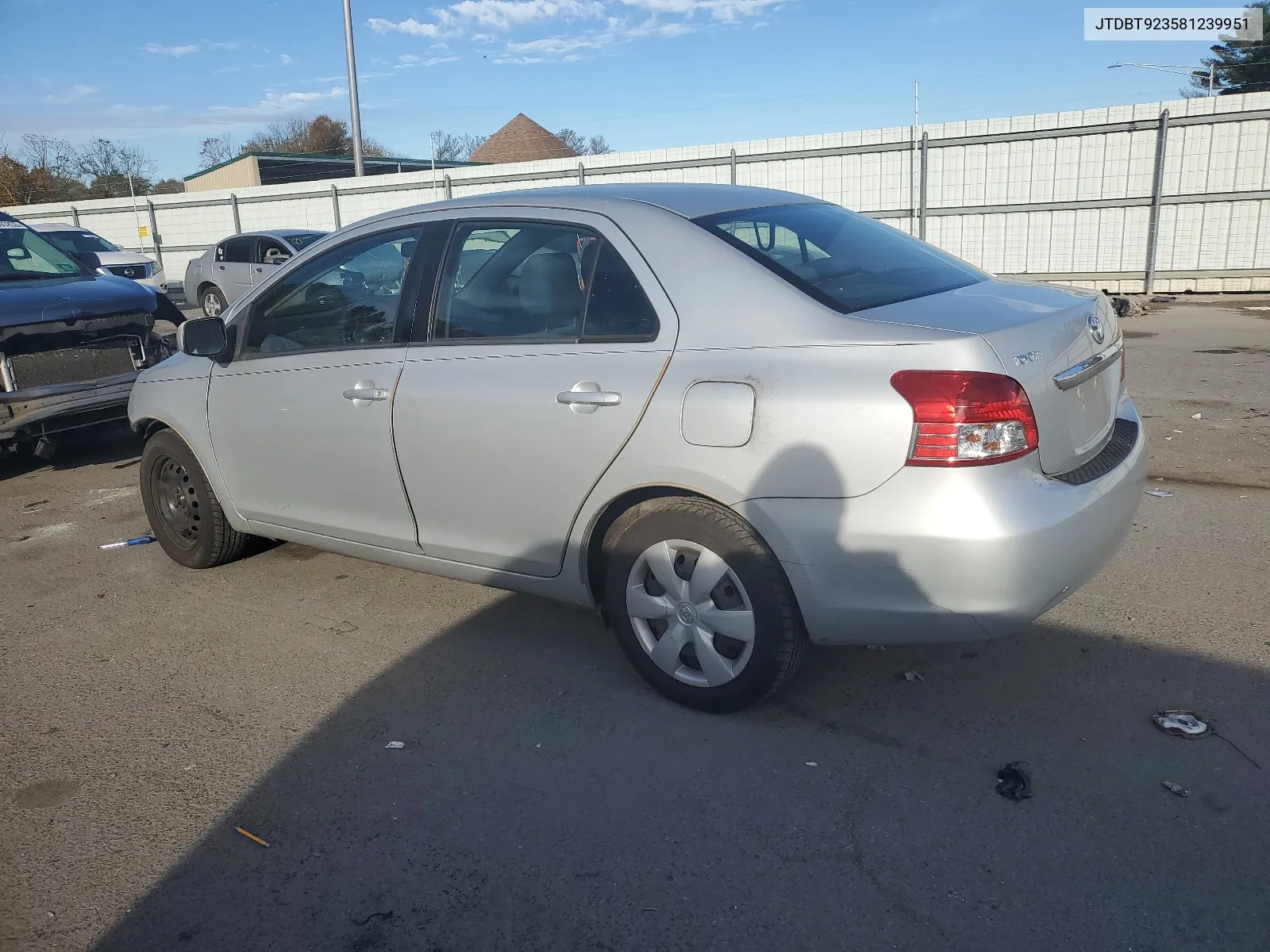 2008 Toyota Yaris VIN: JTDBT923581239951 Lot: 54310494