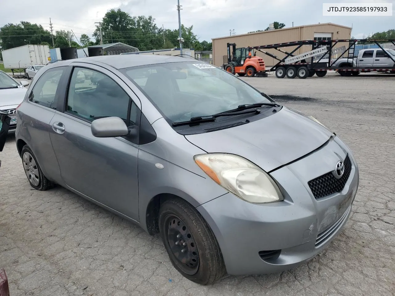 2008 Toyota Yaris VIN: JTDJT923585197933 Lot: 54545304