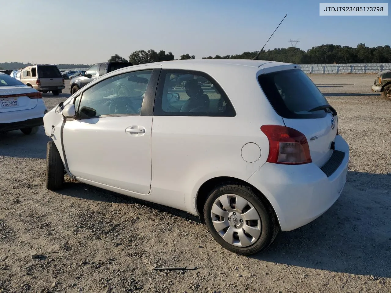 2008 Toyota Yaris VIN: JTDJT923485173798 Lot: 63469414