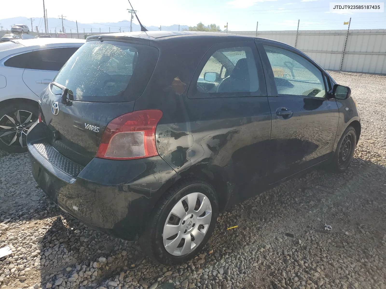 2008 Toyota Yaris VIN: JTDJT923585187435 Lot: 67518824