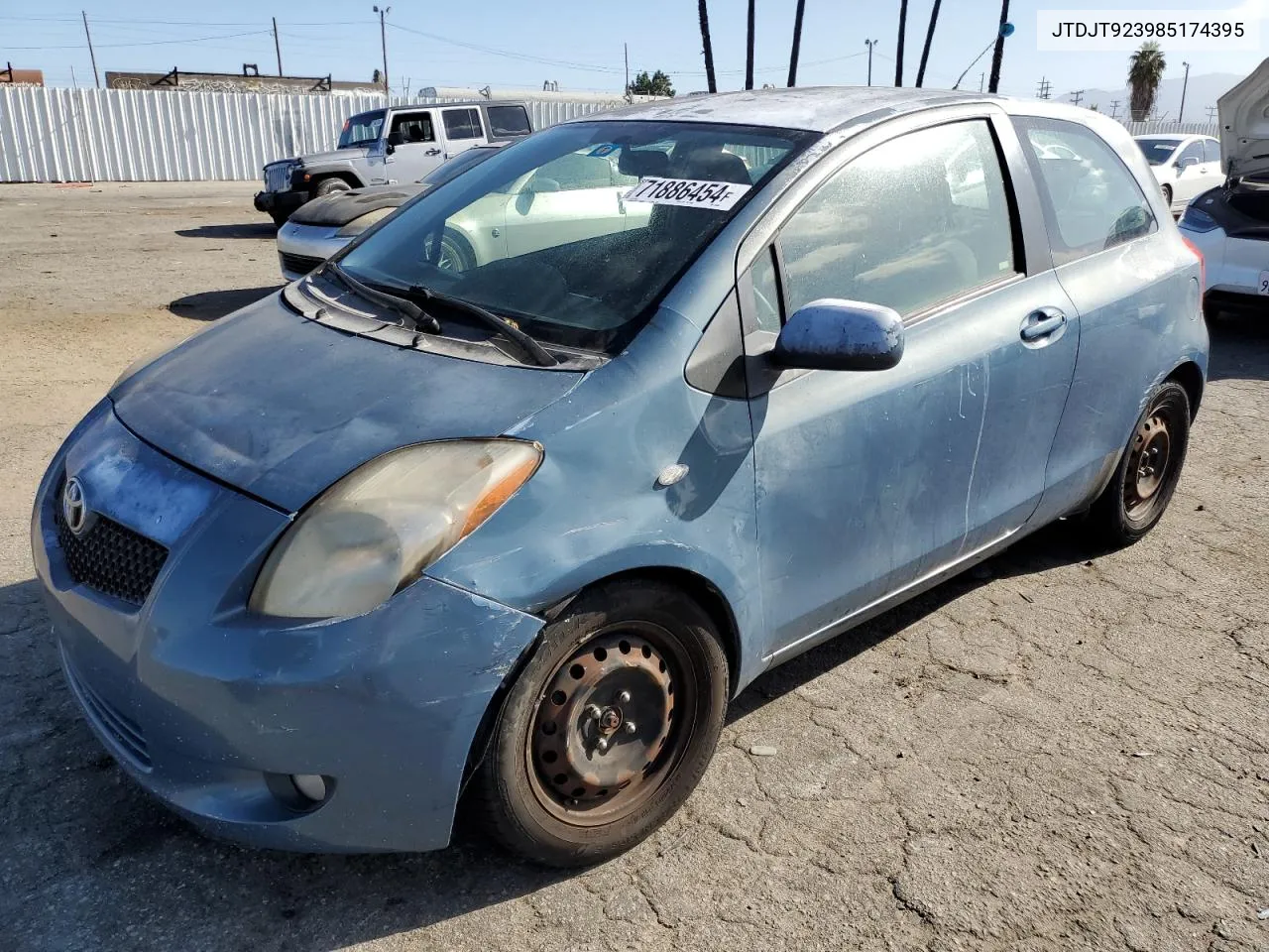 2008 Toyota Yaris VIN: JTDJT923985174395 Lot: 71886454