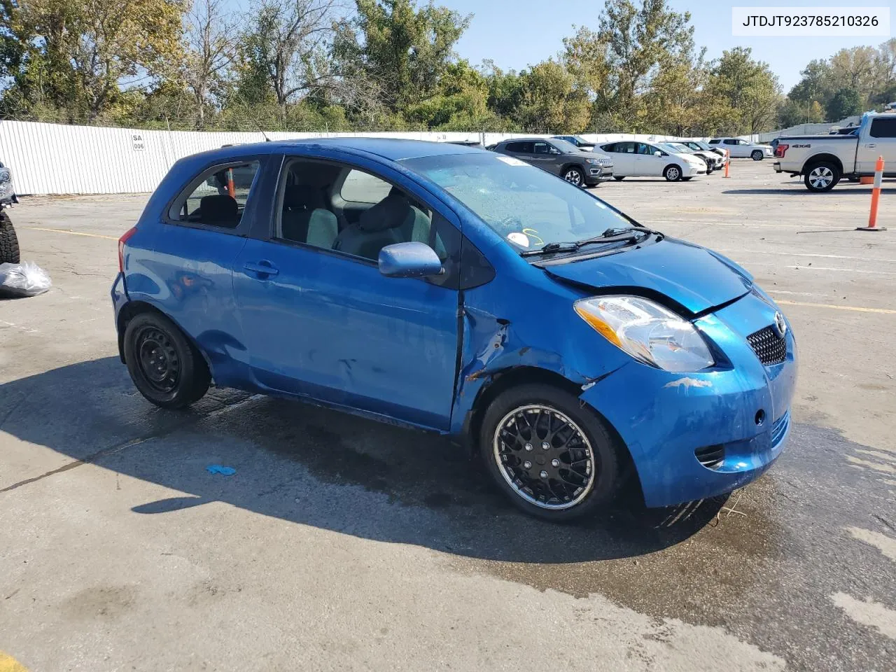 2008 Toyota Yaris VIN: JTDJT923785210326 Lot: 75294054