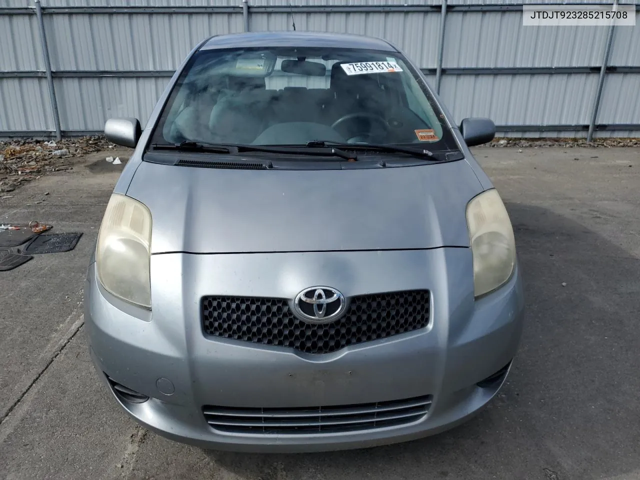 2008 Toyota Yaris VIN: JTDJT923285215708 Lot: 75991814