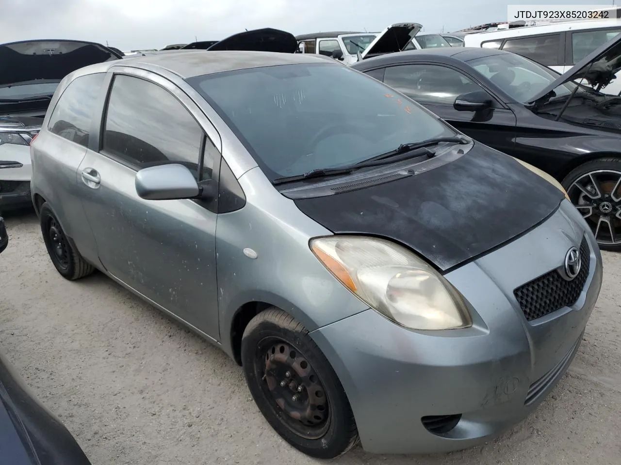 2008 Toyota Yaris VIN: JTDJT923X85203242 Lot: 76790374