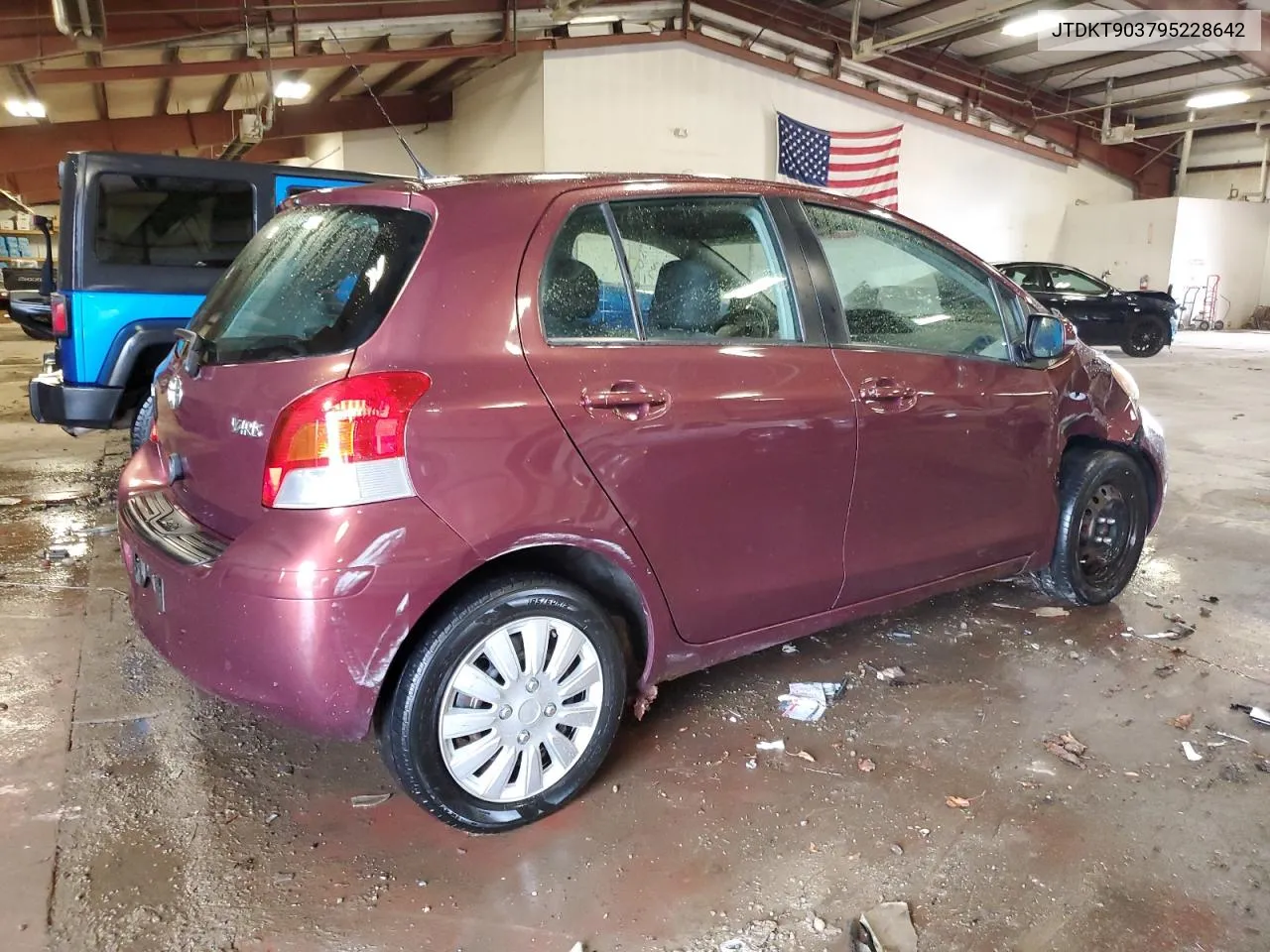 2009 Toyota Yaris VIN: JTDKT903795228642 Lot: 69633424