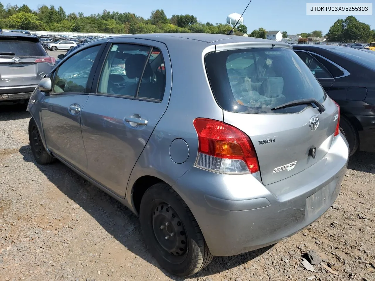 2009 Toyota Yaris VIN: JTDKT903X95255303 Lot: 70298664