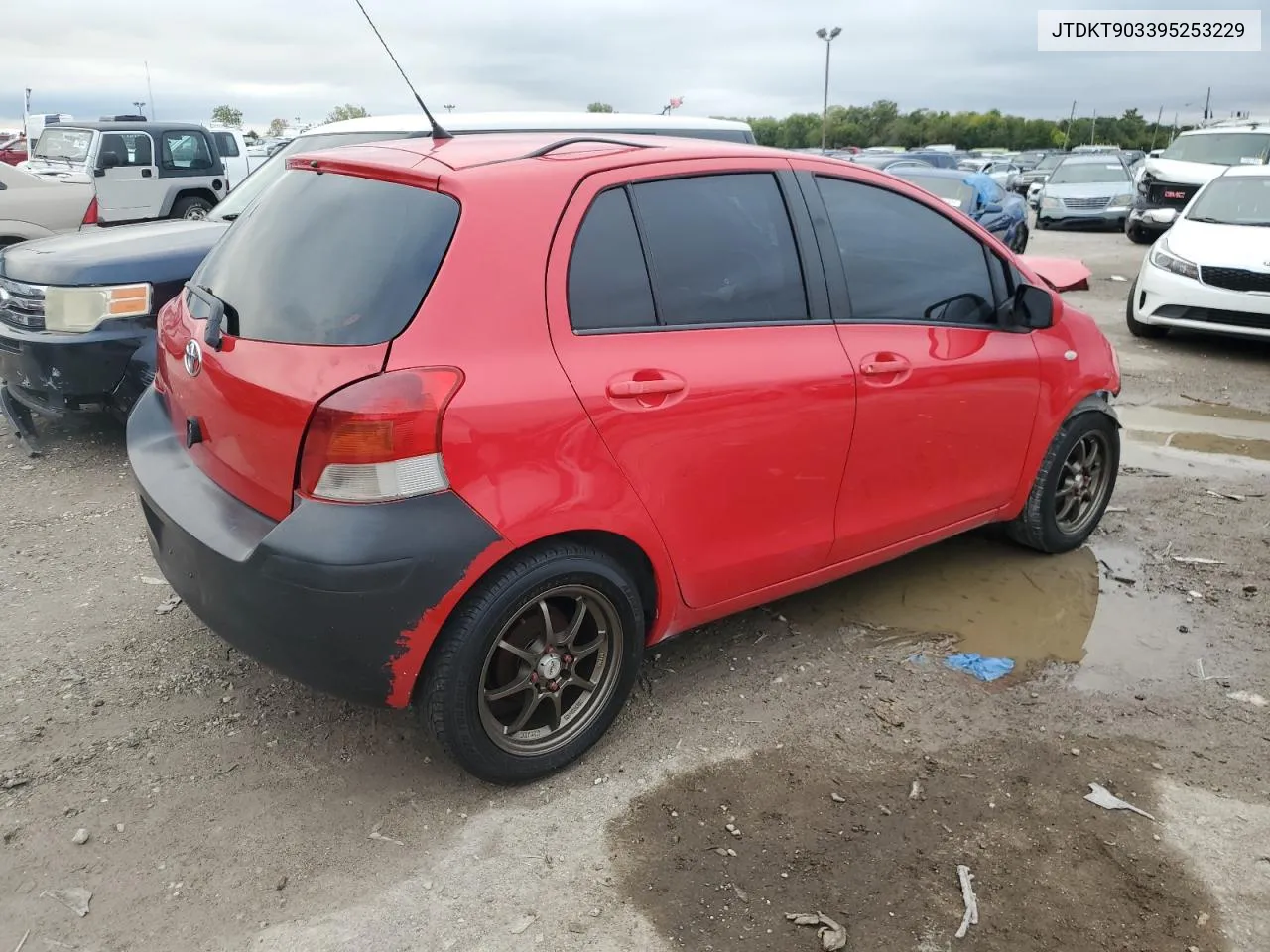 2009 Toyota Yaris VIN: JTDKT903395253229 Lot: 72733404