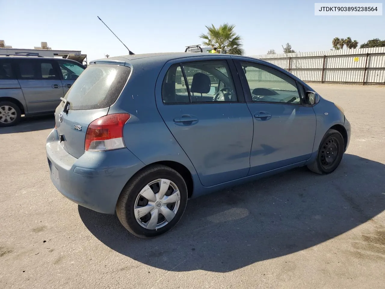 JTDKT903895238564 2009 Toyota Yaris