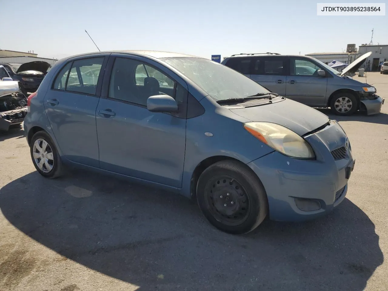 JTDKT903895238564 2009 Toyota Yaris