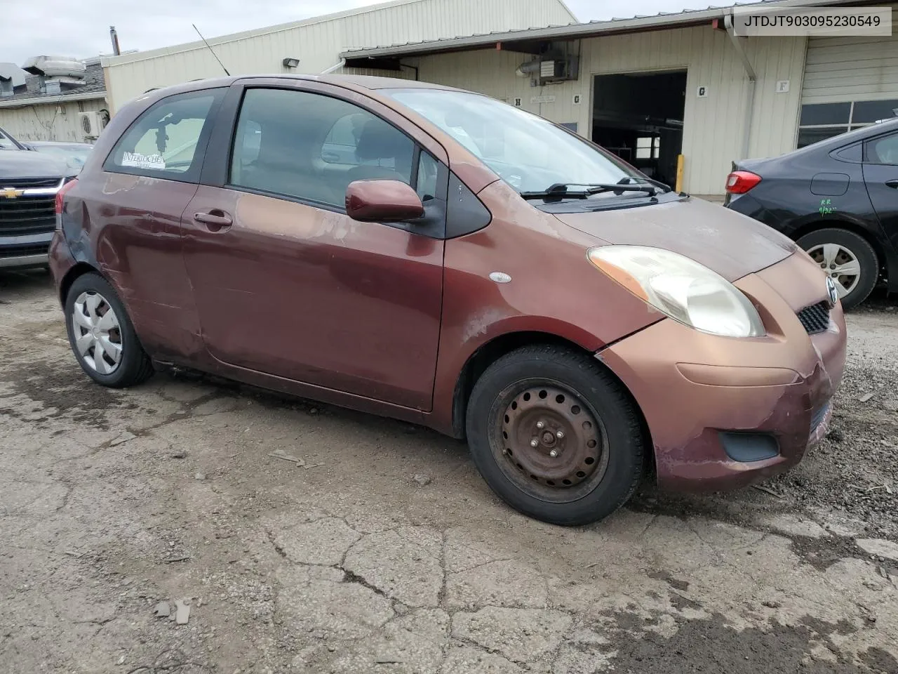 2009 Toyota Yaris VIN: JTDJT903095230549 Lot: 73997844