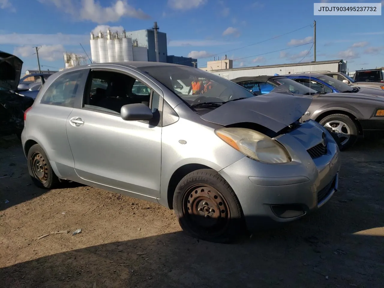 2009 Toyota Yaris VIN: JTDJT903495237732 Lot: 75895473