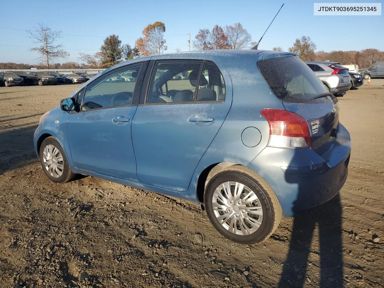 2009 Toyota Yaris VIN: JTDKT903695251345 Lot: 78862144