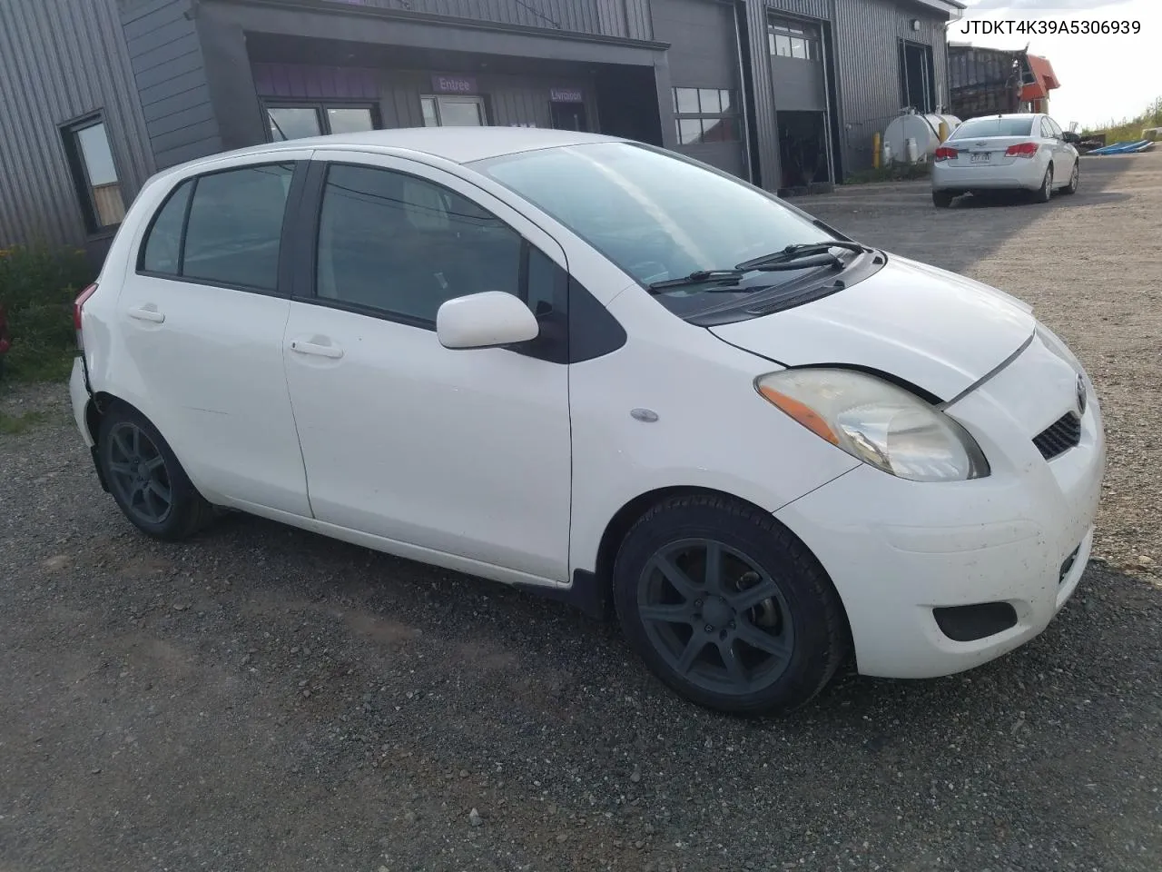 2010 Toyota Yaris VIN: JTDKT4K39A5306939 Lot: 63202824