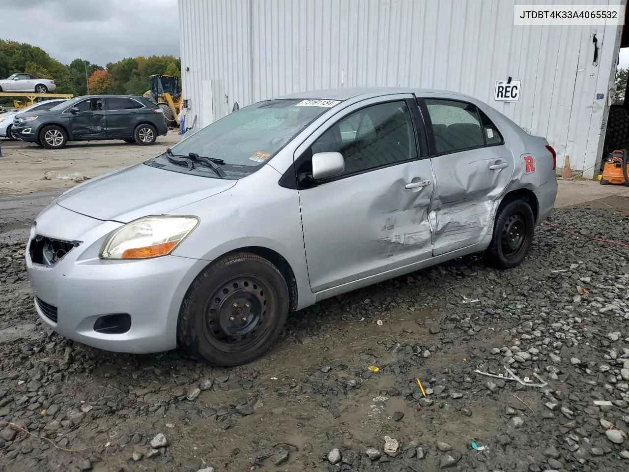 2010 Toyota Yaris VIN: JTDBT4K33A4065532 Lot: 73191134