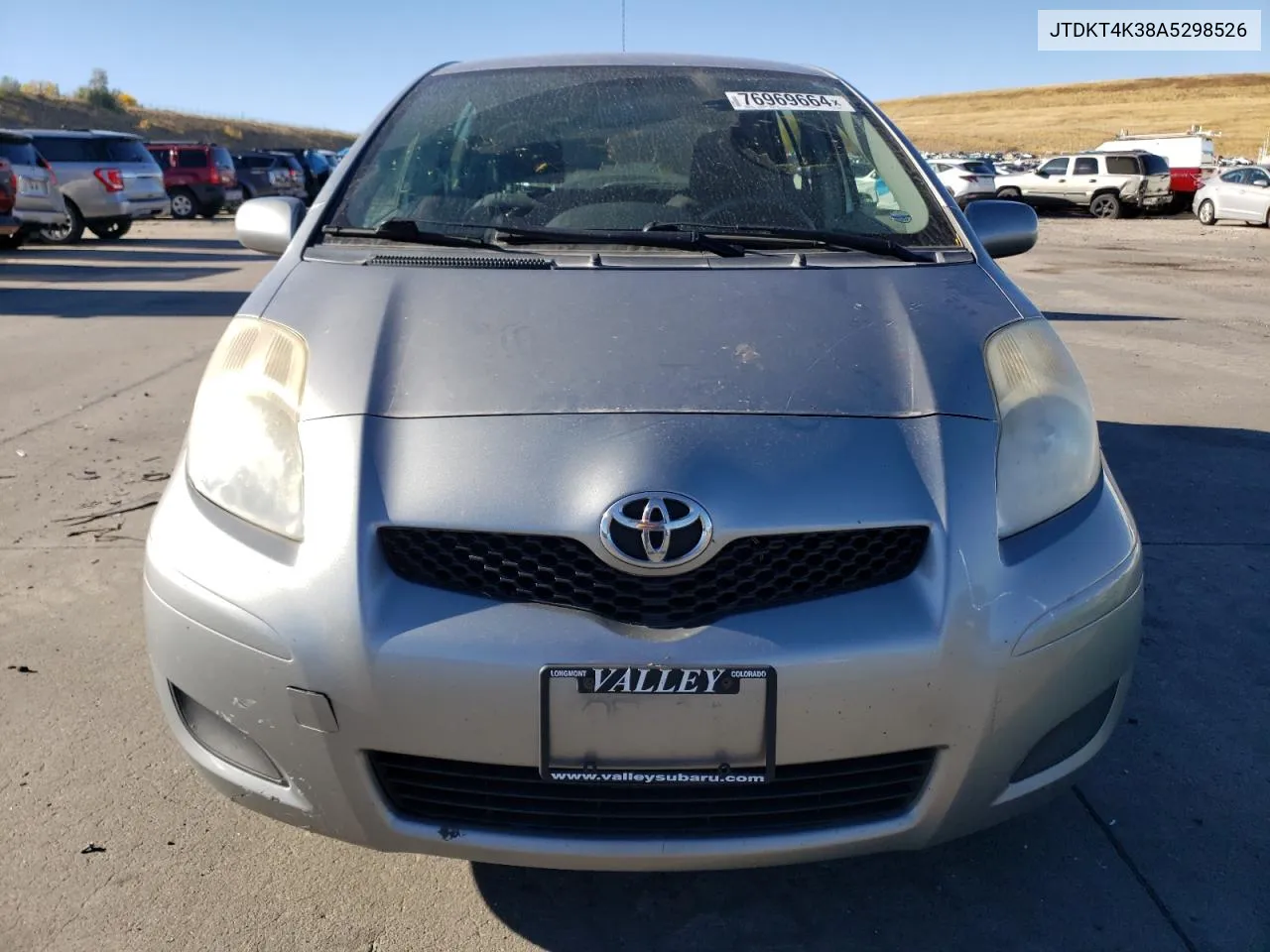 2010 Toyota Yaris VIN: JTDKT4K38A5298526 Lot: 76969664