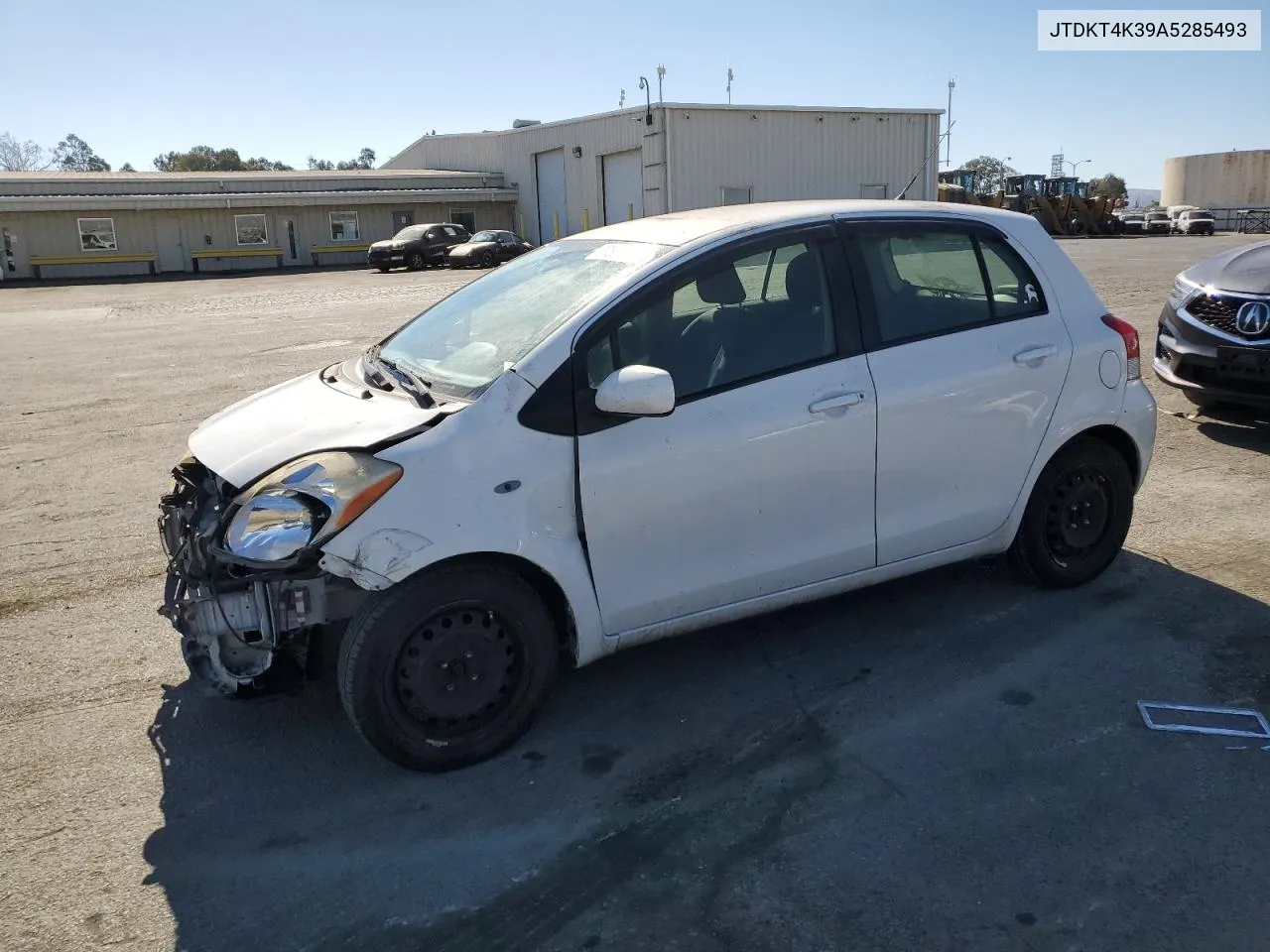 2010 Toyota Yaris VIN: JTDKT4K39A5285493 Lot: 77806654