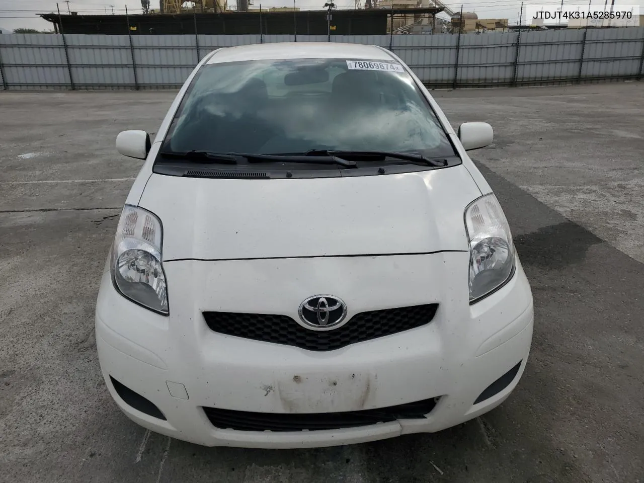 2010 Toyota Yaris VIN: JTDJT4K31A5285970 Lot: 78069874