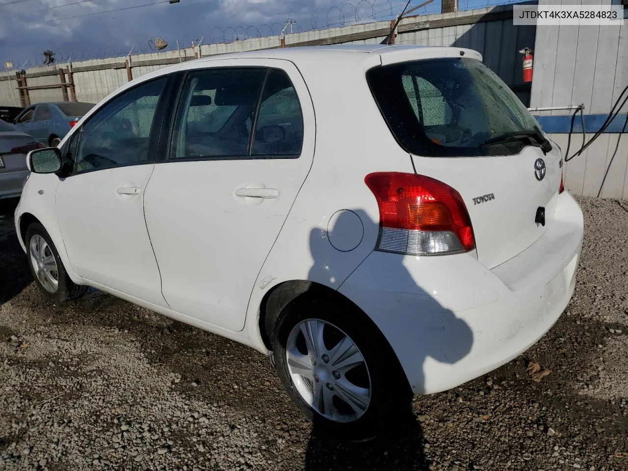 2010 Toyota Yaris VIN: JTDKT4K3XA5284823 Lot: 81181204