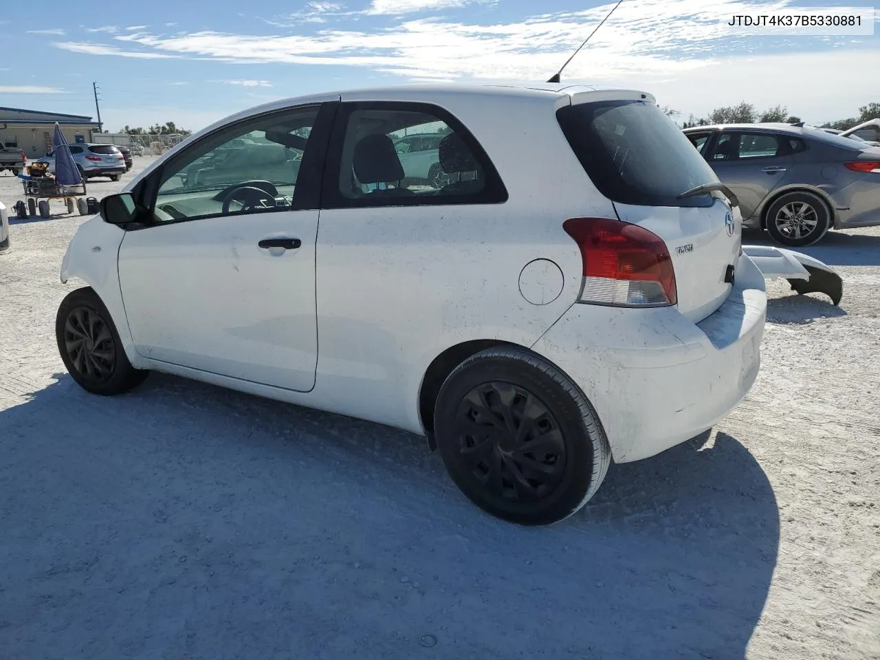 2011 Toyota Yaris VIN: JTDJT4K37B5330881 Lot: 74593524