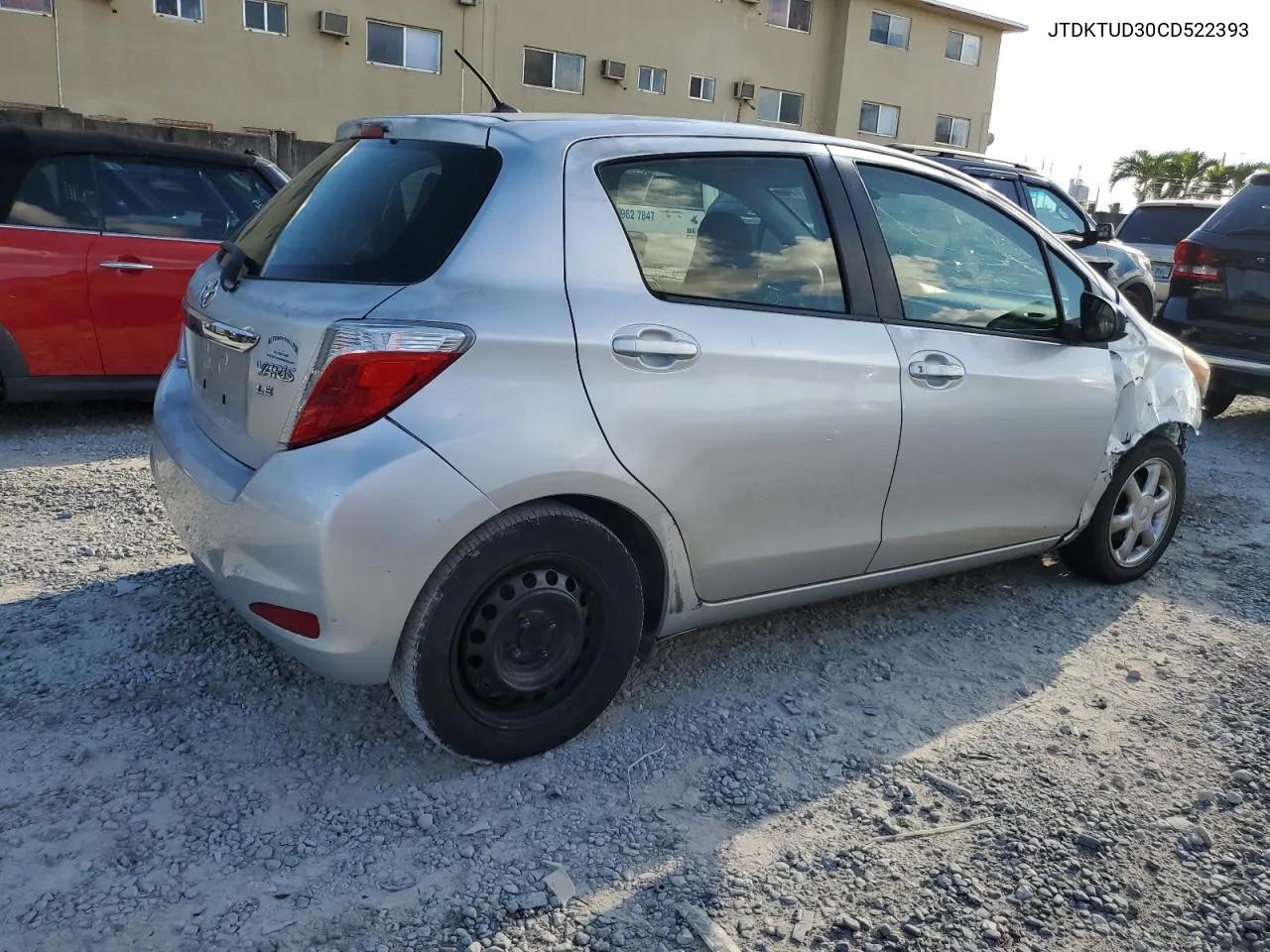 JTDKTUD30CD522393 2012 Toyota Yaris