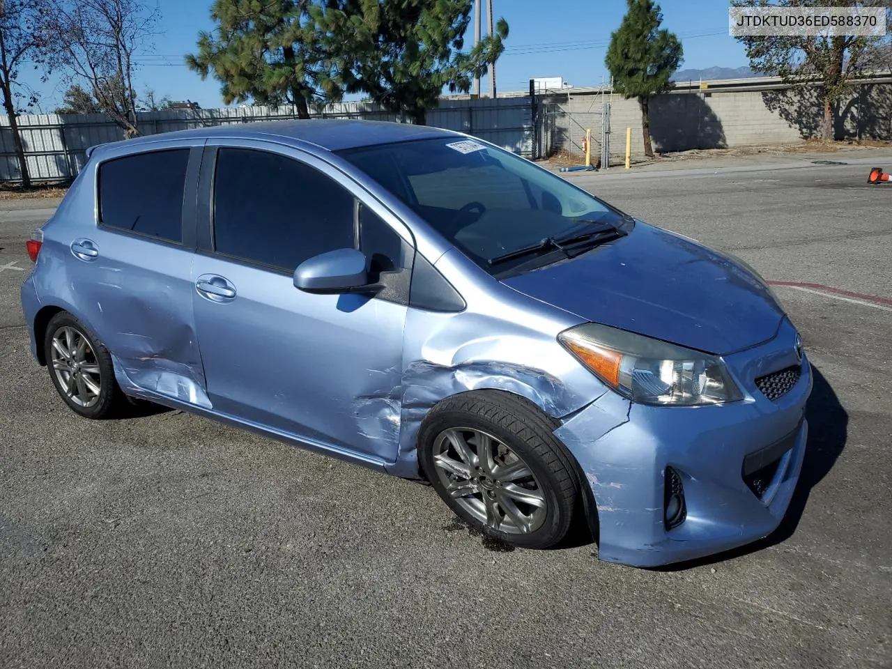 2014 Toyota Yaris VIN: JTDKTUD36ED588370 Lot: 79777304