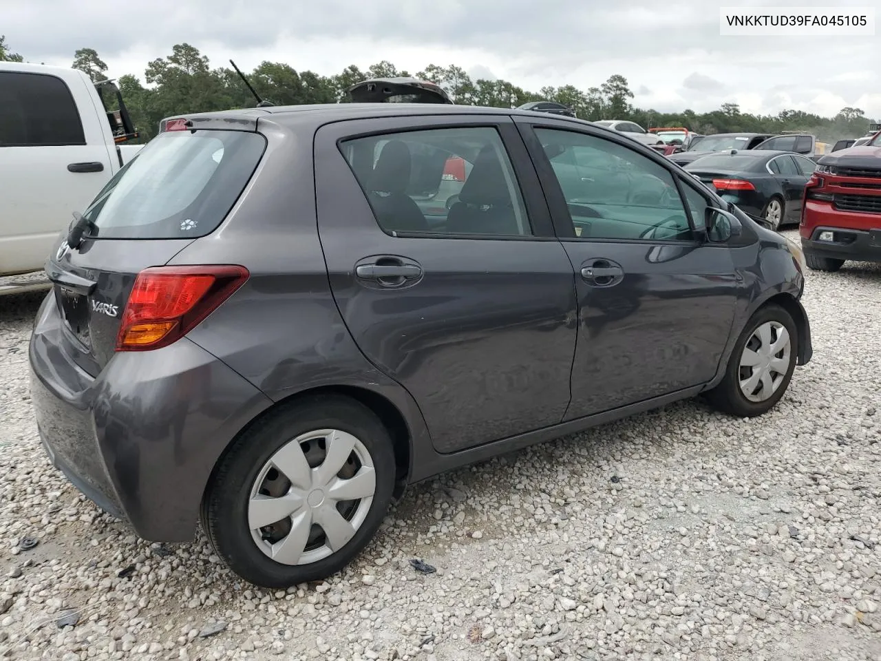 VNKKTUD39FA045105 2015 Toyota Yaris