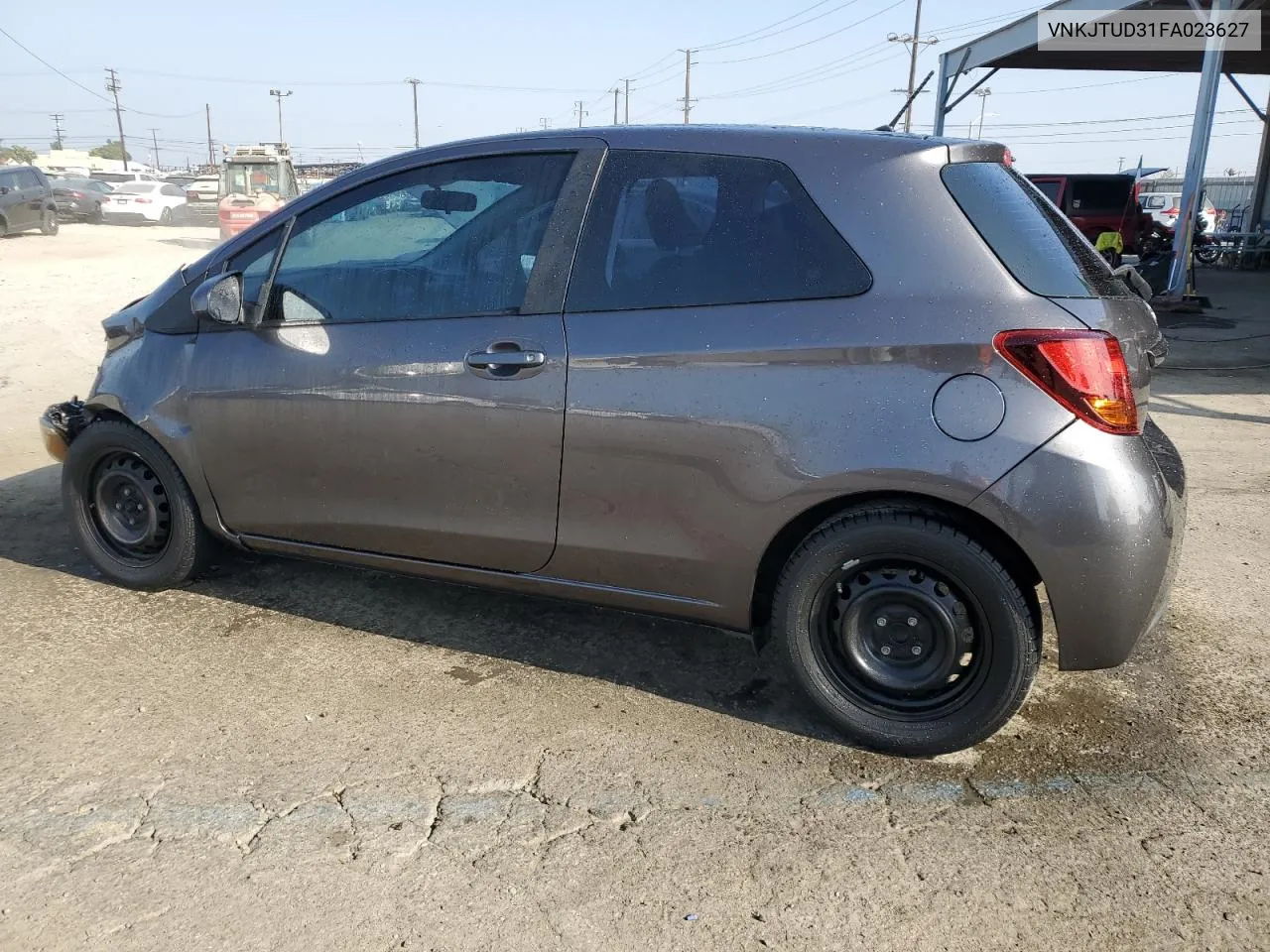 VNKJTUD31FA023627 2015 Toyota Yaris