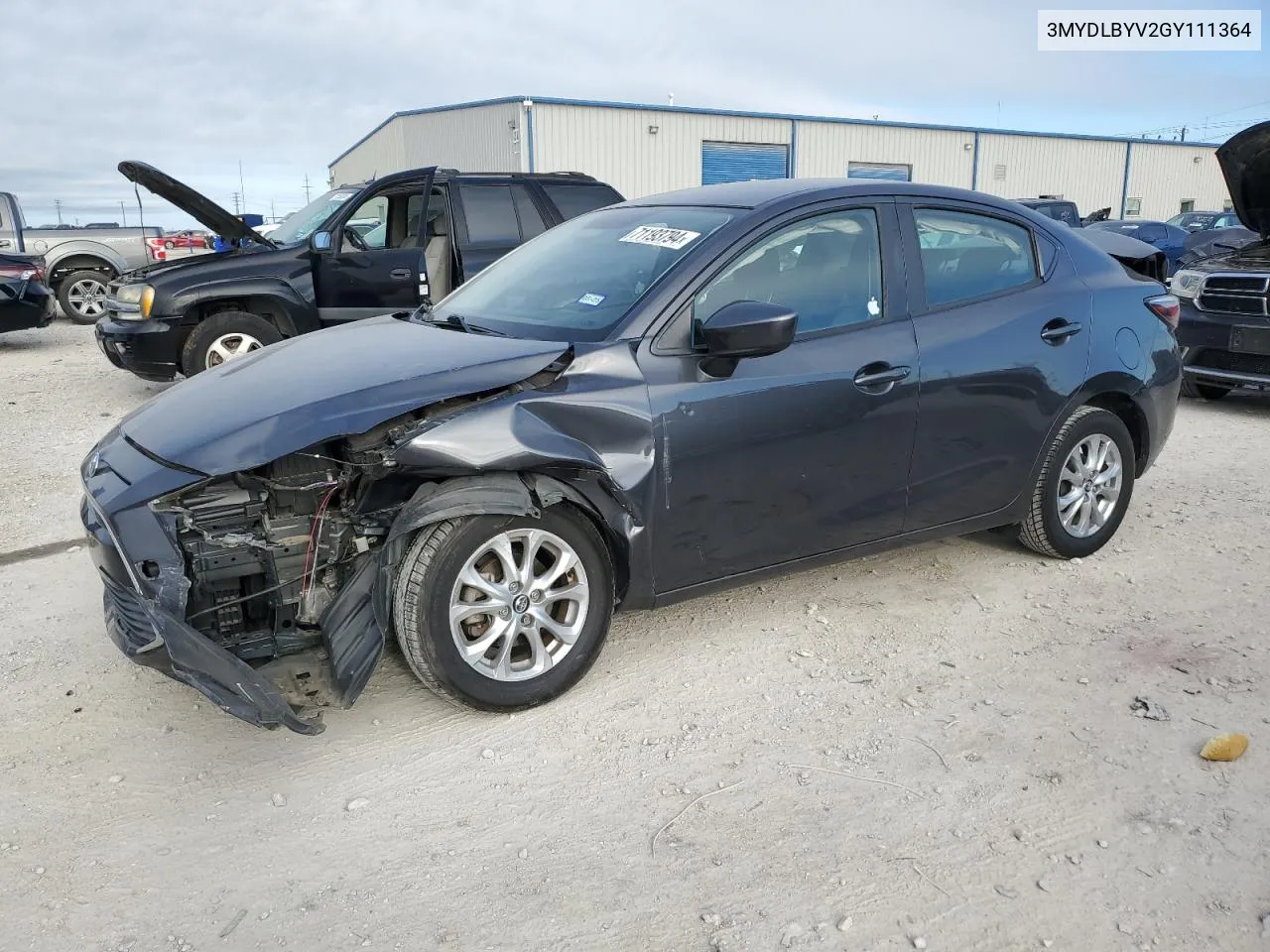 3MYDLBYV2GY111364 2016 Toyota Yaris