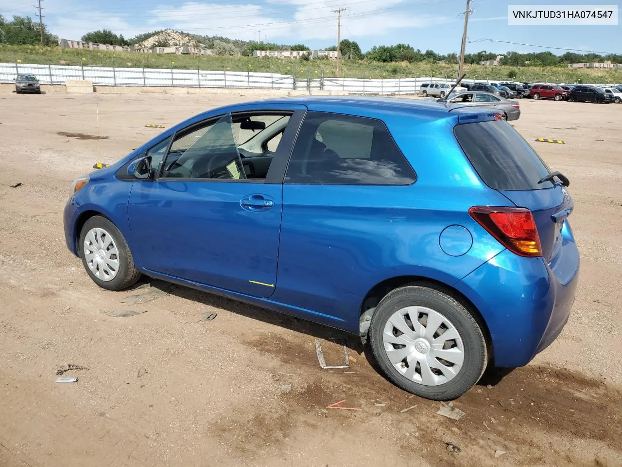 VNKJTUD31HA074547 2017 Toyota Yaris L