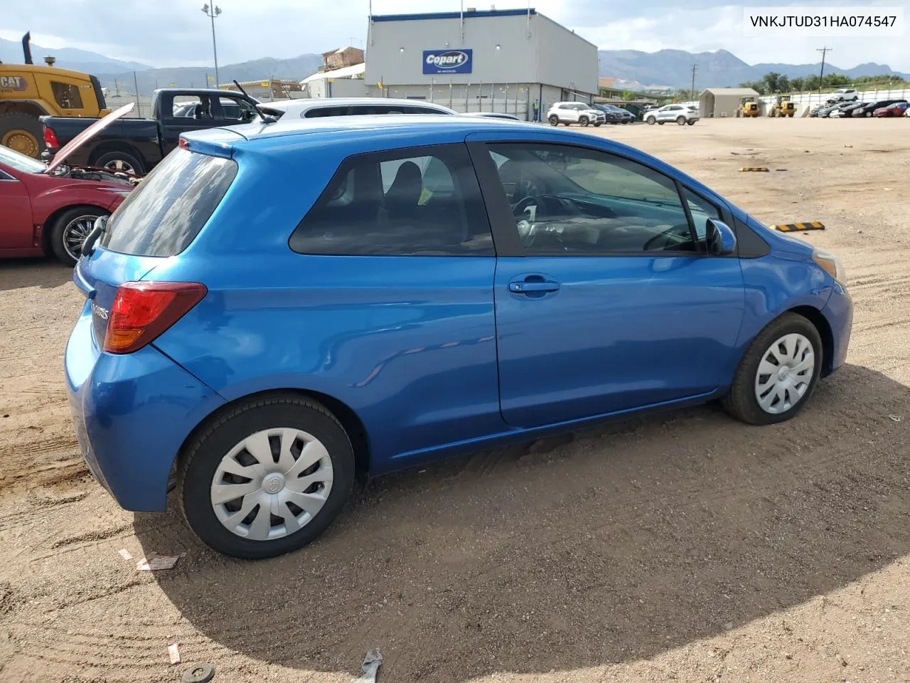 VNKJTUD31HA074547 2017 Toyota Yaris L