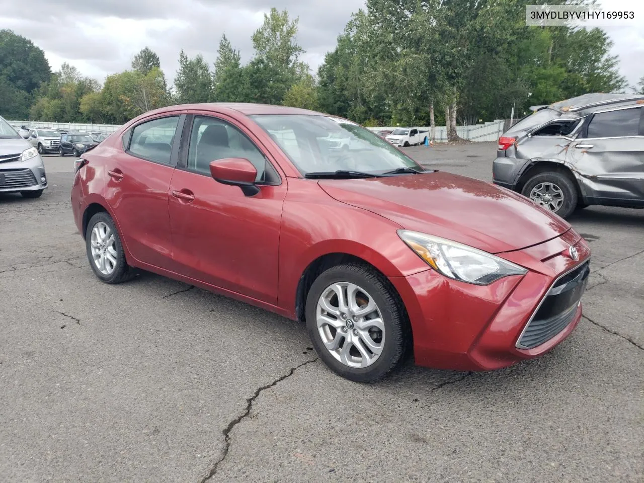 3MYDLBYV1HY169953 2017 Toyota Yaris Ia