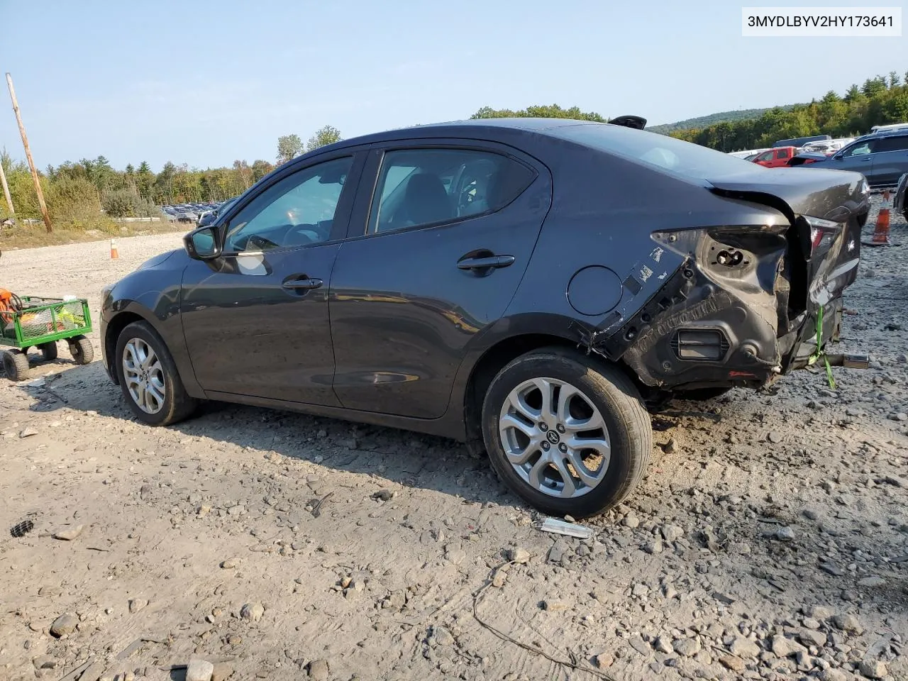 2017 Toyota Yaris Ia VIN: 3MYDLBYV2HY173641 Lot: 71231914