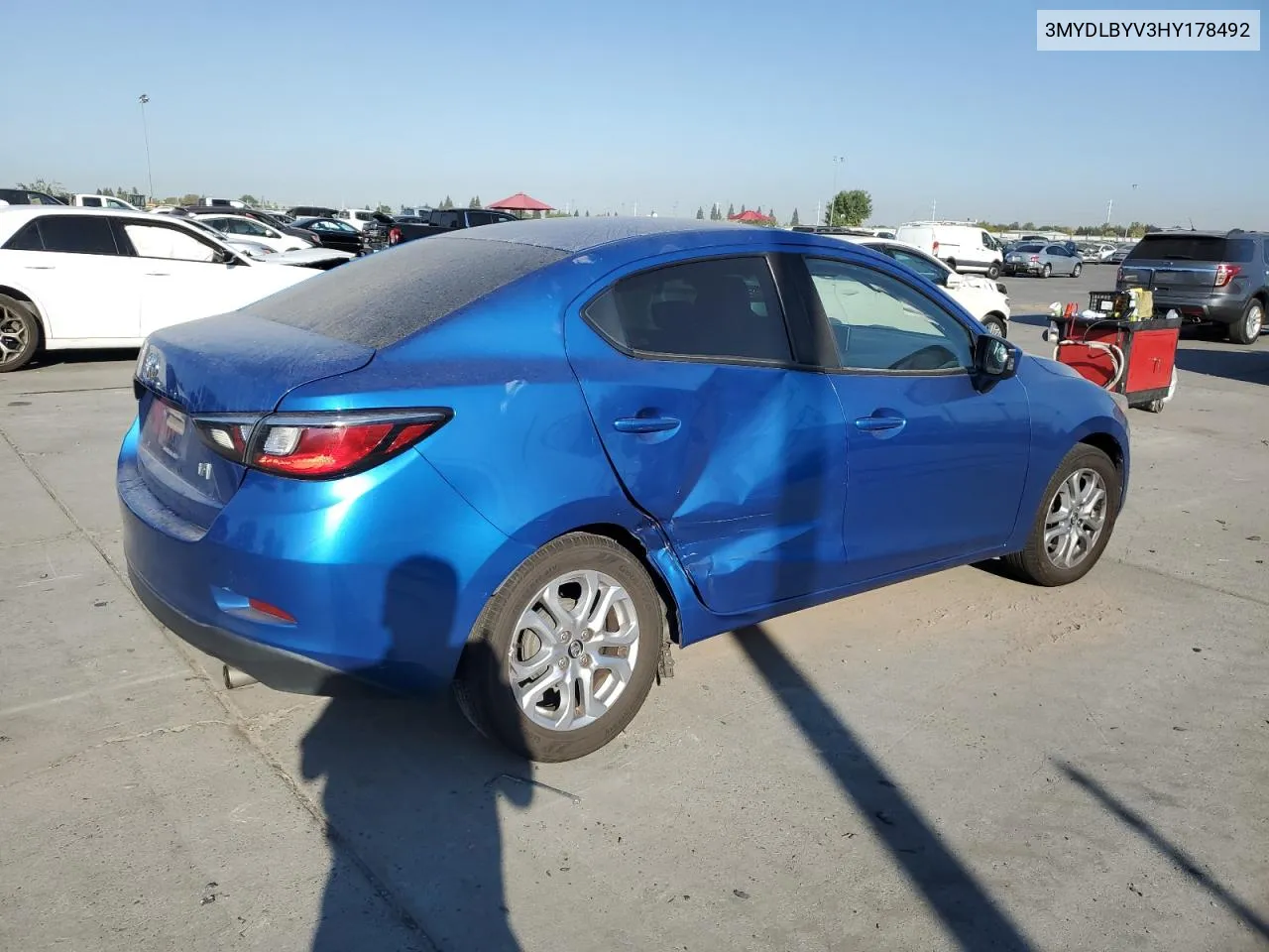 2017 Toyota Yaris Ia VIN: 3MYDLBYV3HY178492 Lot: 71848884