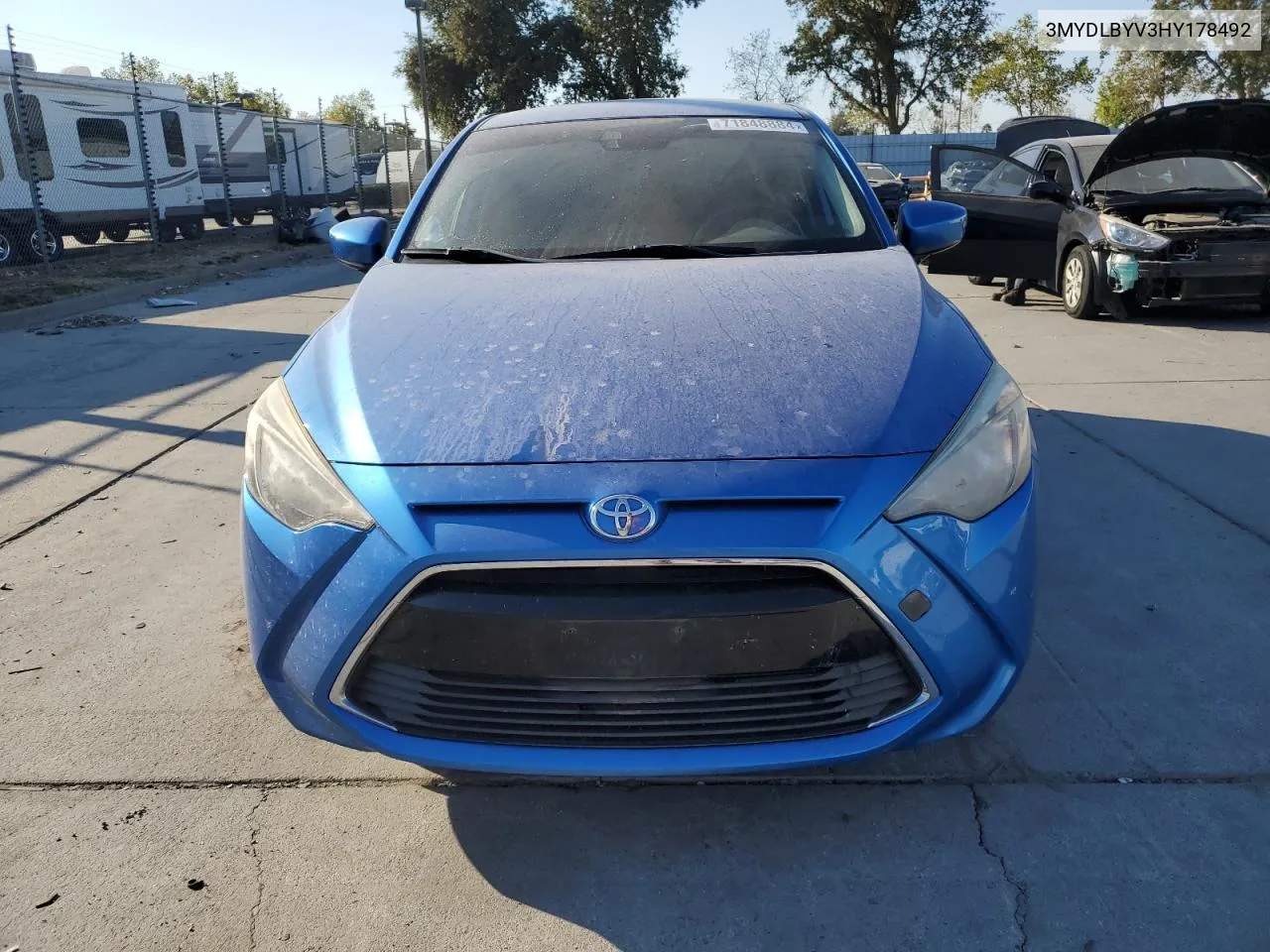 3MYDLBYV3HY178492 2017 Toyota Yaris Ia