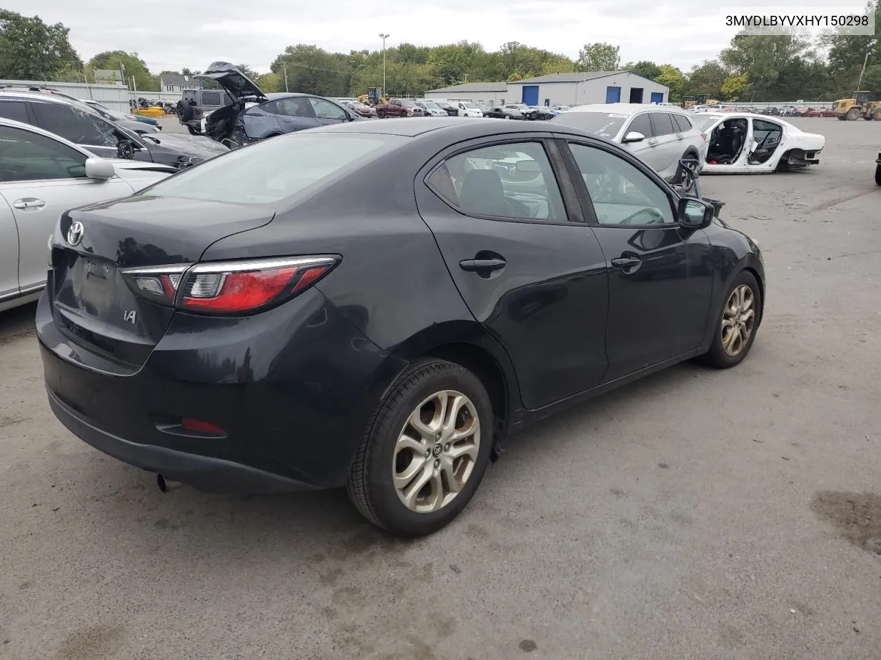 3MYDLBYVXHY150298 2017 Toyota Yaris Ia