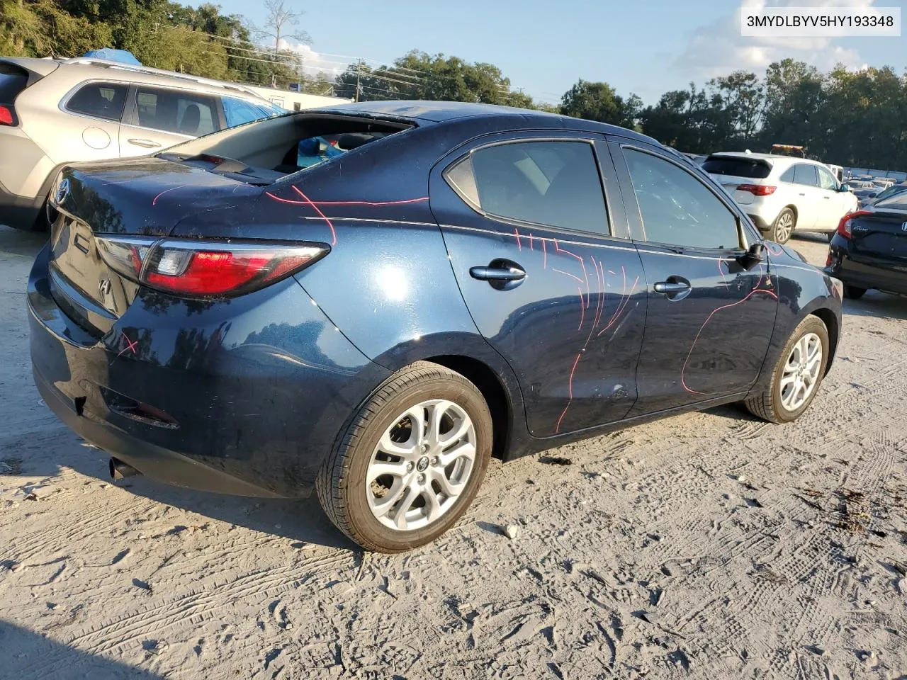 3MYDLBYV5HY193348 2017 Toyota Yaris Ia