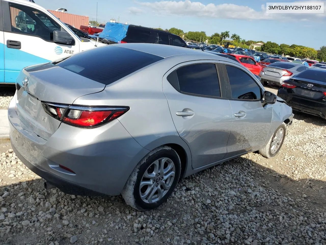 3MYDLBYV2HY188107 2017 Toyota Yaris Ia