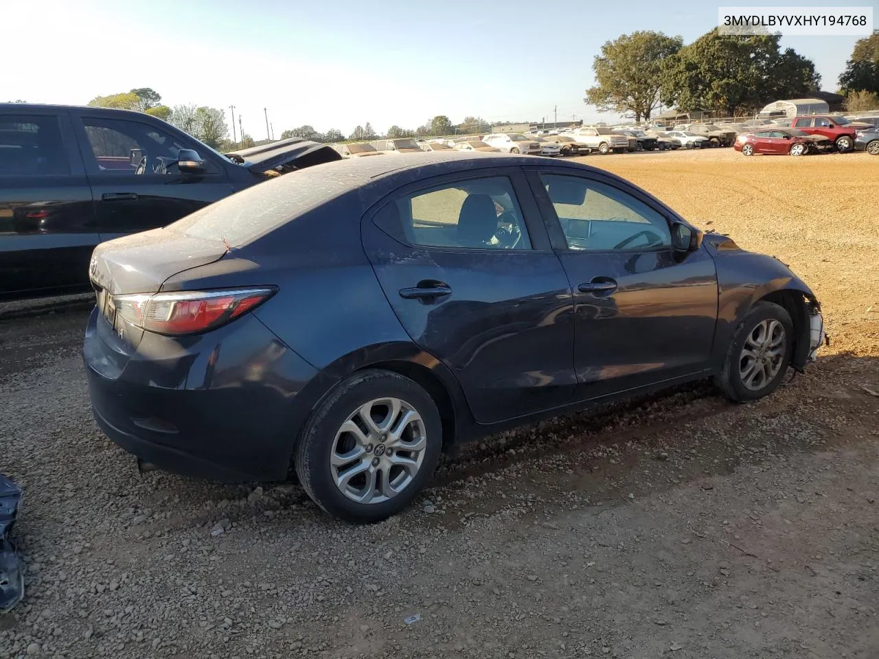 3MYDLBYVXHY194768 2017 Toyota Yaris Ia