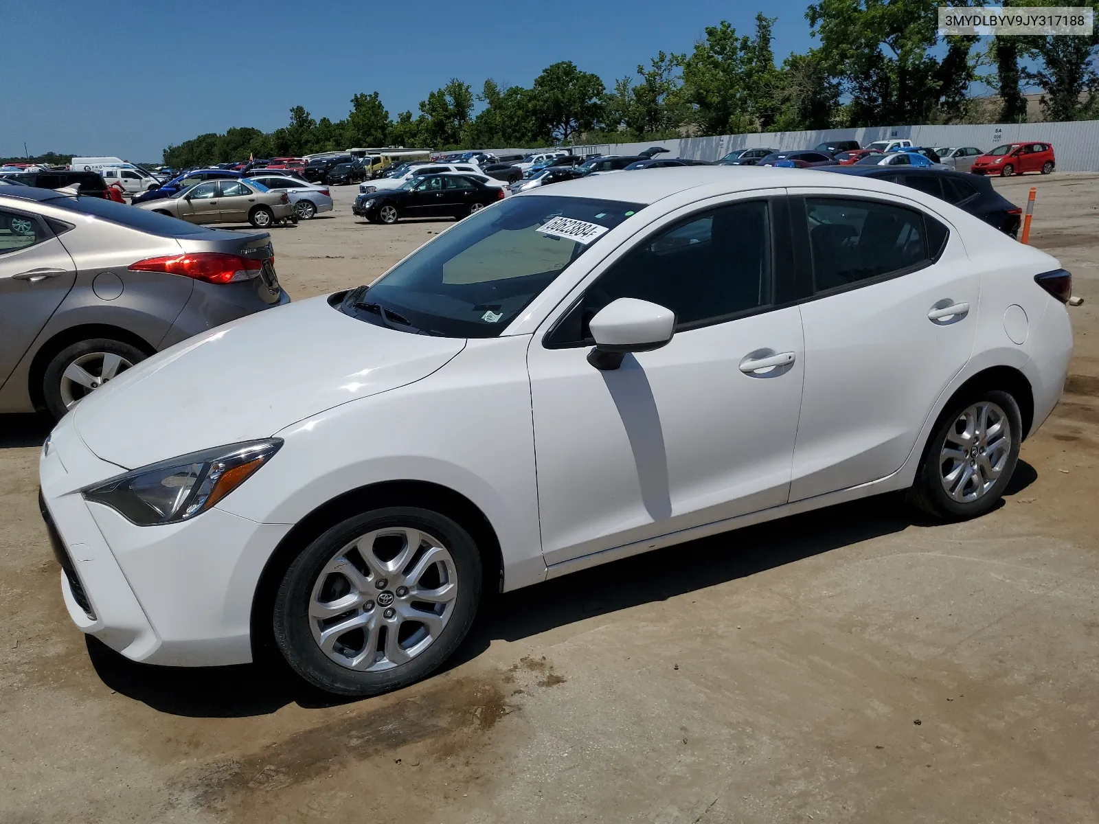 2018 Toyota Yaris Ia VIN: 3MYDLBYV9JY317188 Lot: 60623884