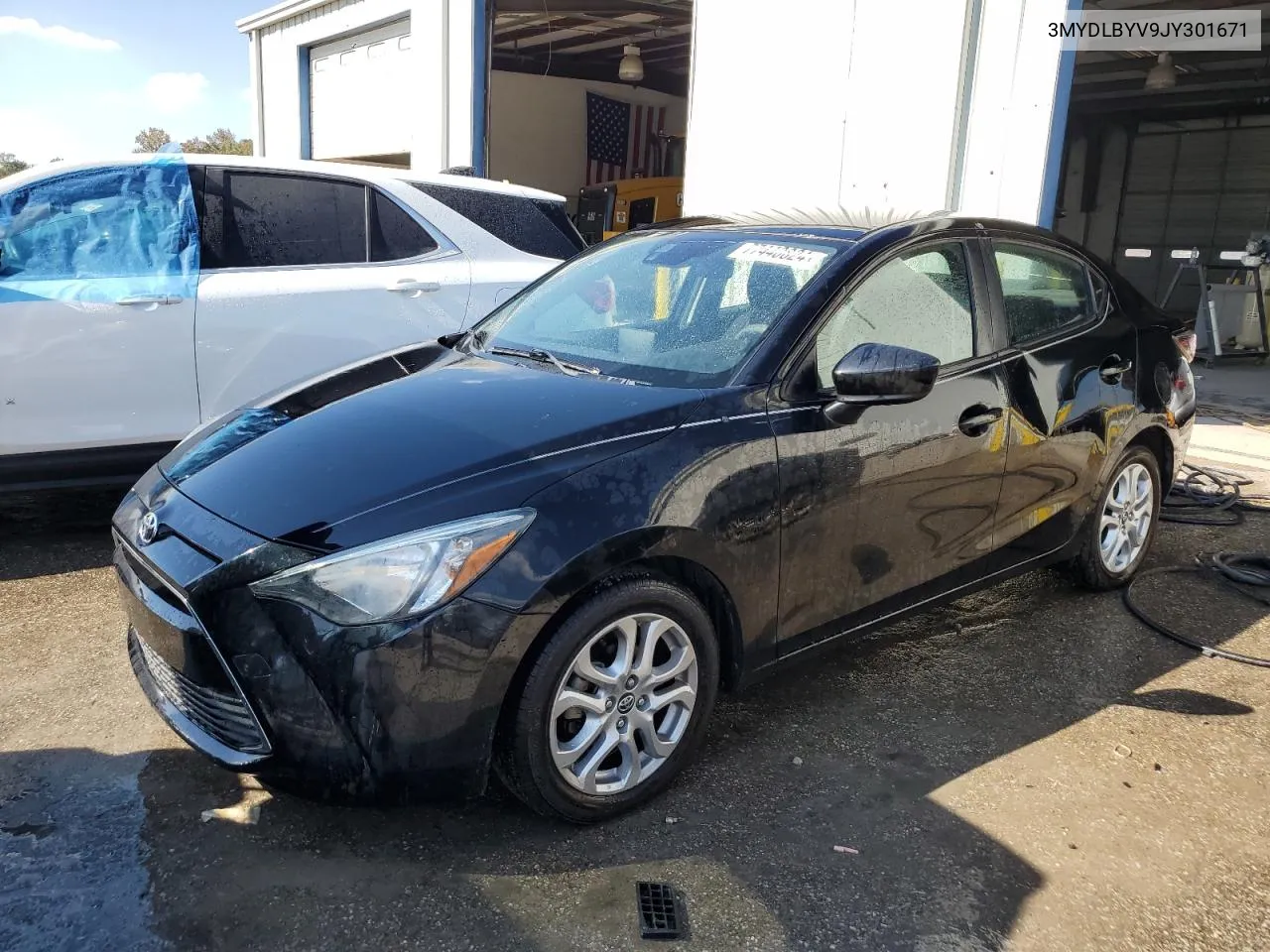 2018 Toyota Yaris Ia VIN: 3MYDLBYV9JY301671 Lot: 77440824