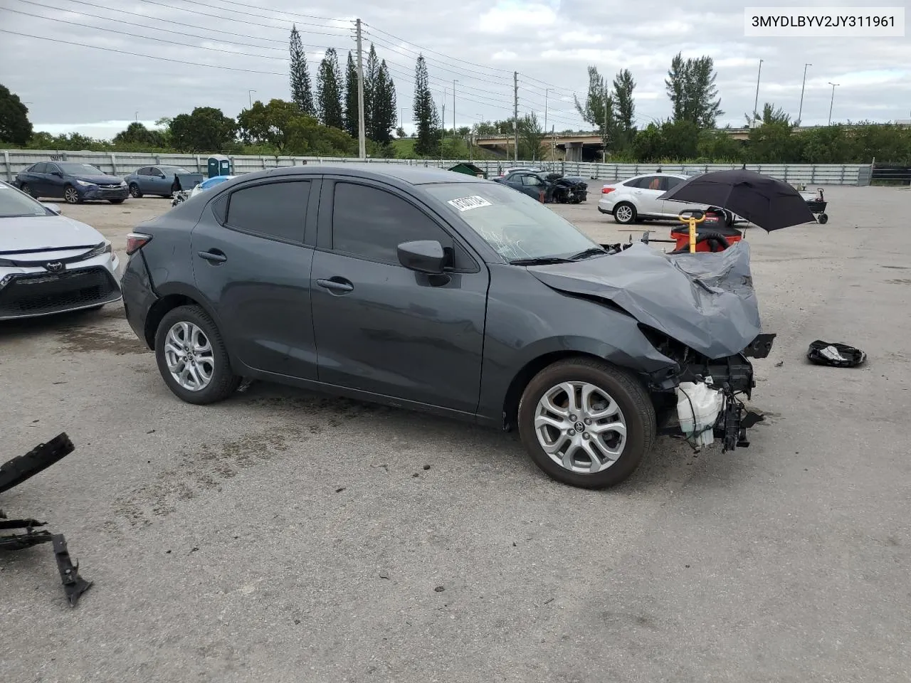 2018 Toyota Yaris Ia VIN: 3MYDLBYV2JY311961 Lot: 81307724