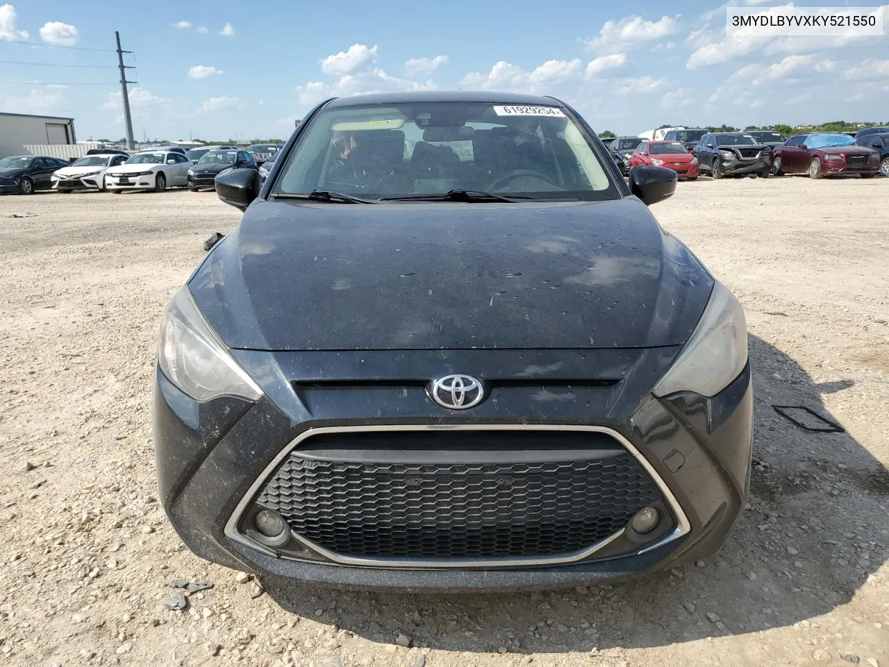 2019 Toyota Yaris L VIN: 3MYDLBYVXKY521550 Lot: 61929254