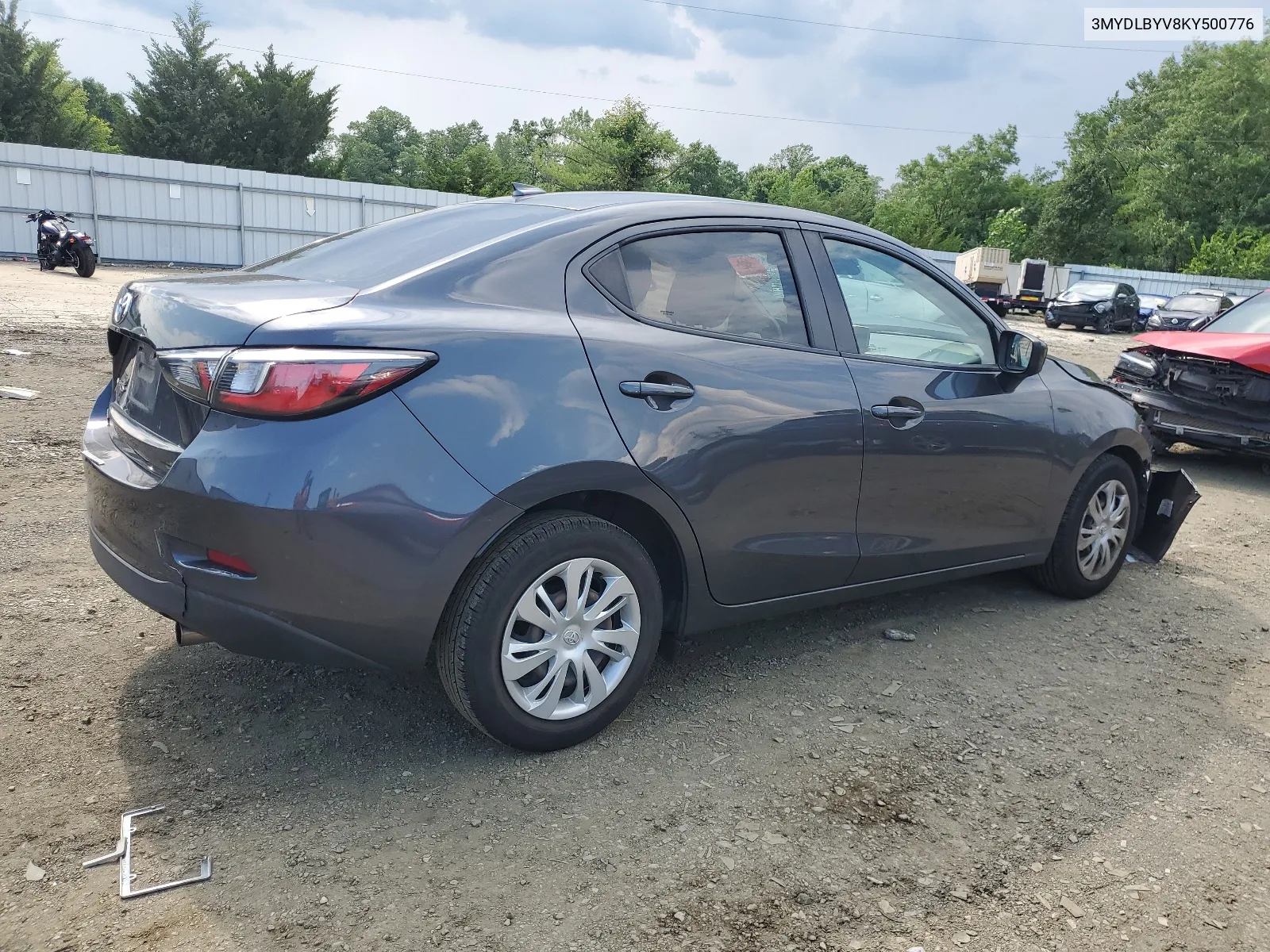 2019 Toyota Yaris L VIN: 3MYDLBYV8KY500776 Lot: 63595264