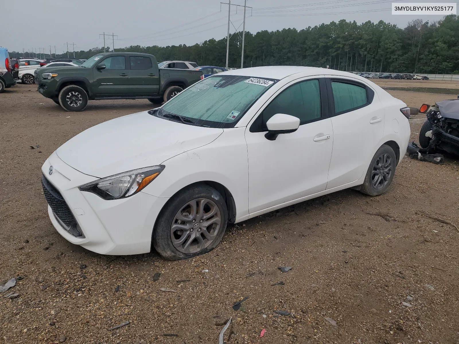 3MYDLBYV1KY525177 2019 Toyota Yaris L