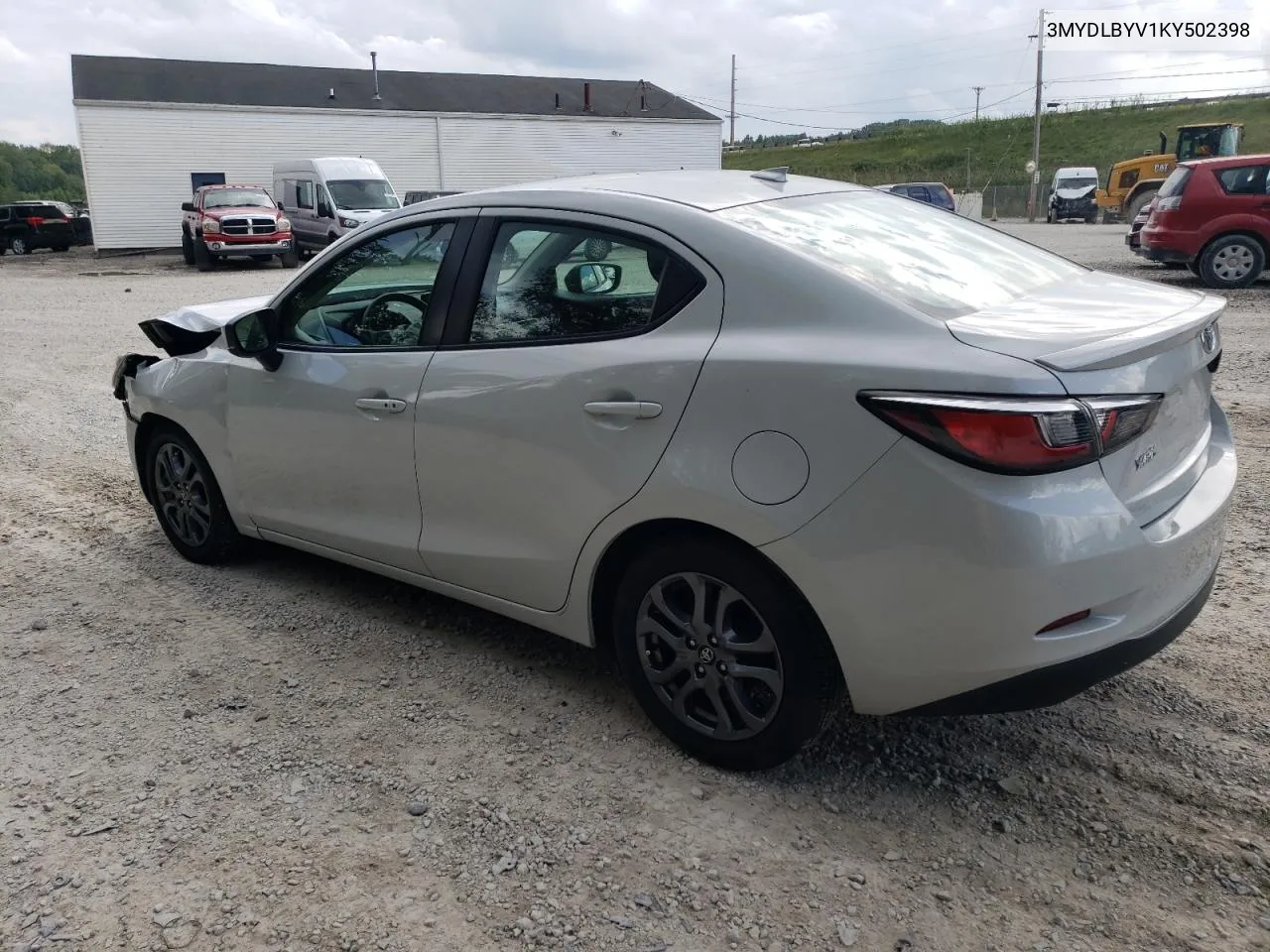 3MYDLBYV1KY502398 2019 Toyota Yaris L